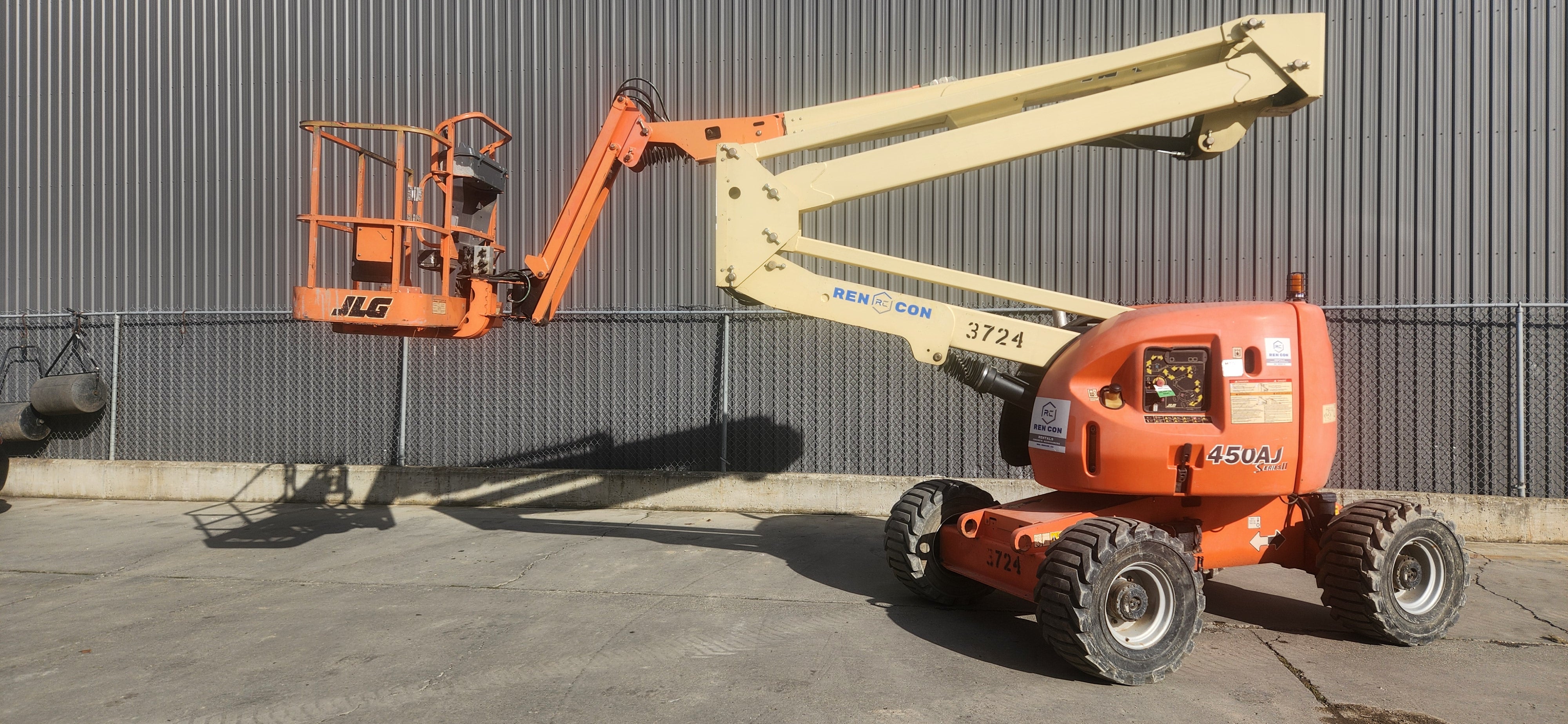 JLG 450AJ Articulating Boom Lift 45'