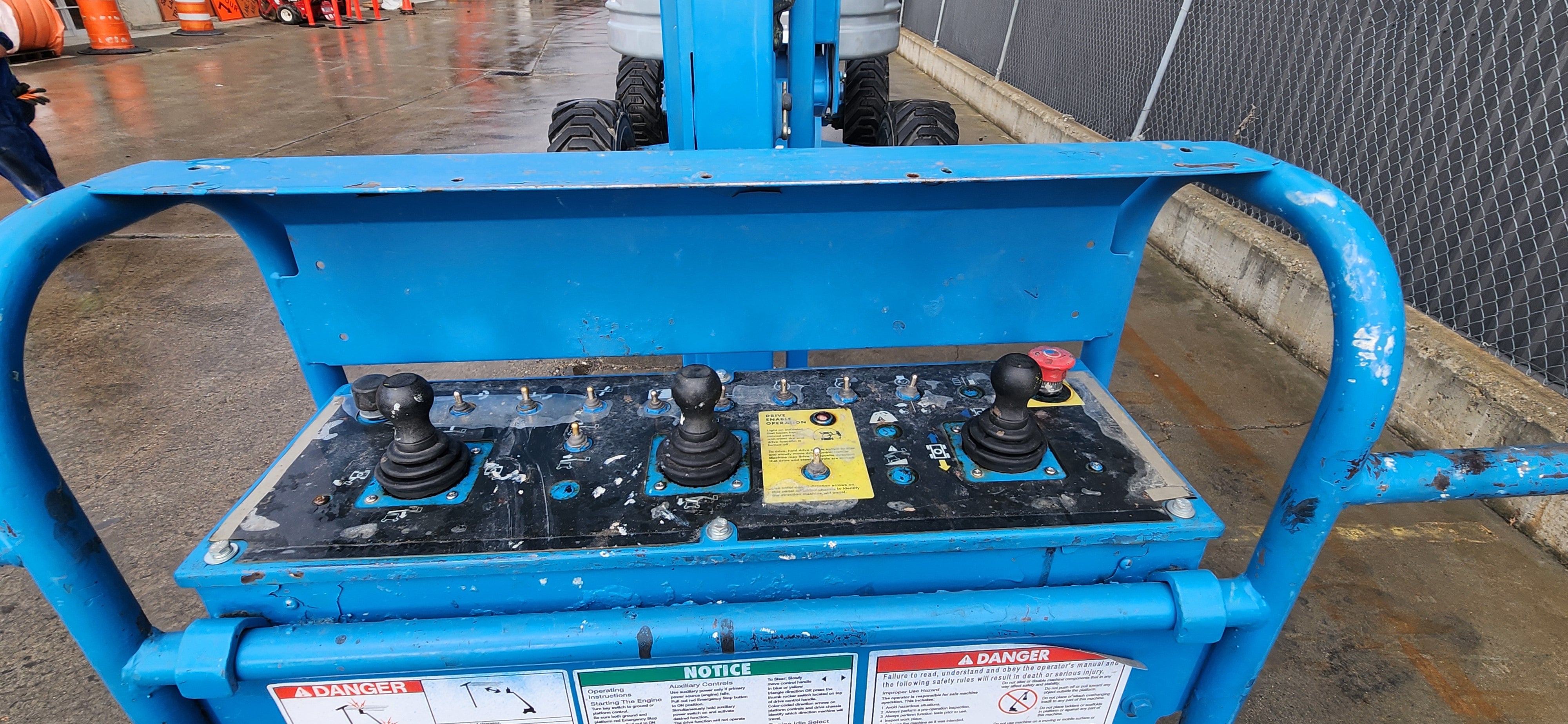 Genie 60 ft Articulating Boom Lift (SOLD)