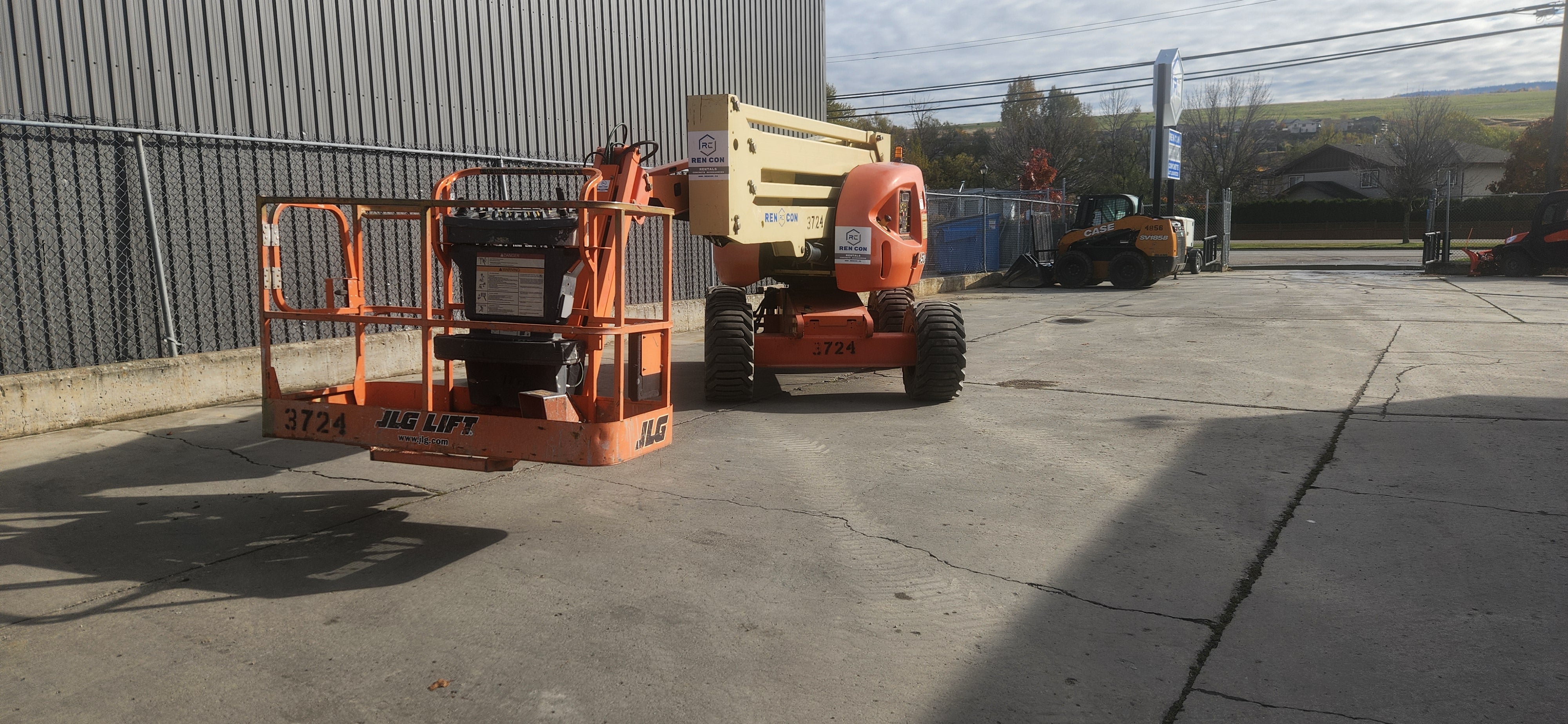 JLG	450AJ Articulating Boom Lift 45'