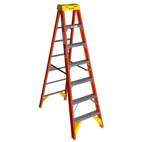 Ladder Step Fiberglass / Wood 8'